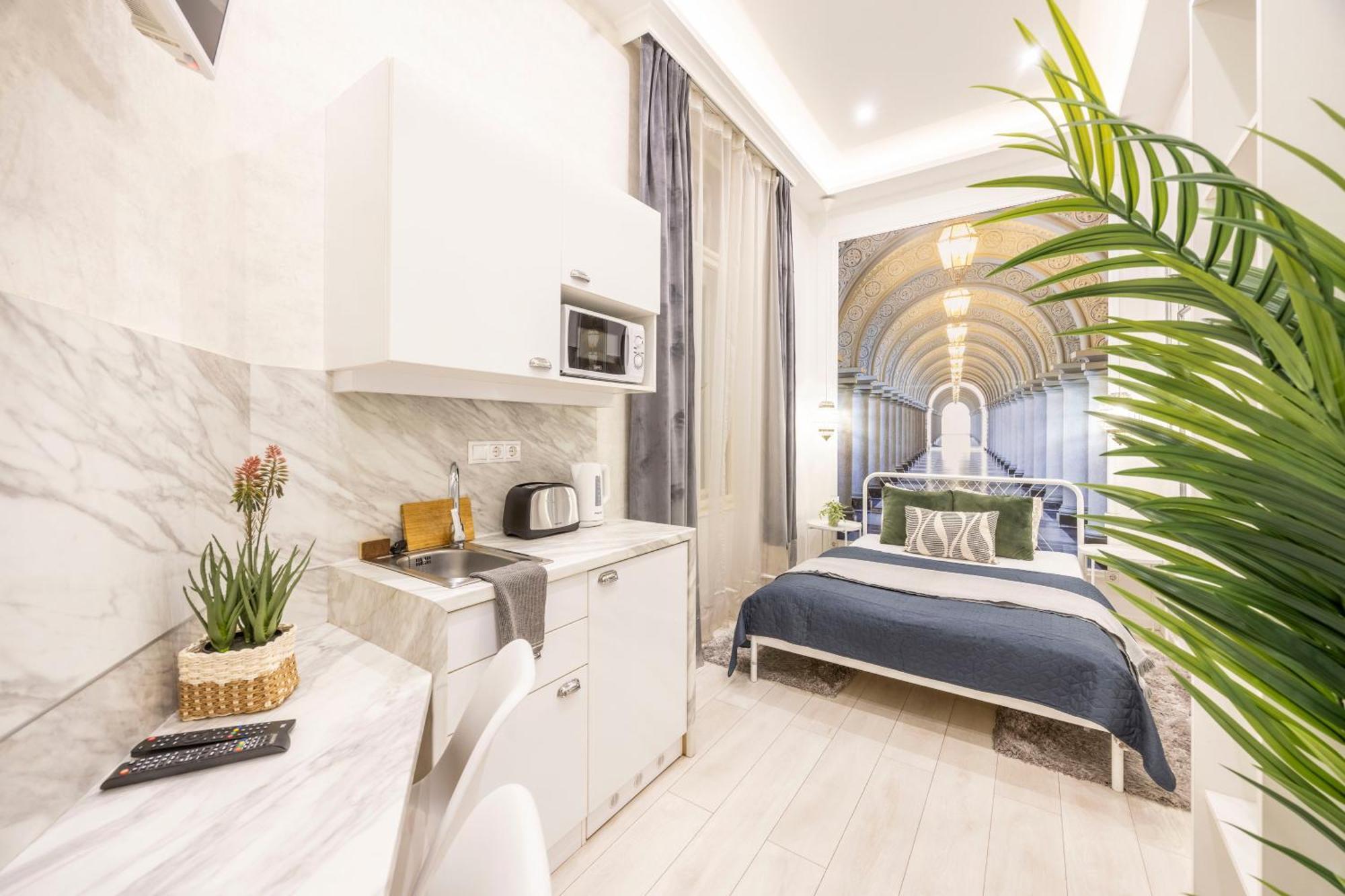 Exclusive Private In The Center Of Bp W 4bedrms, 4 Bathrms * Budapest
